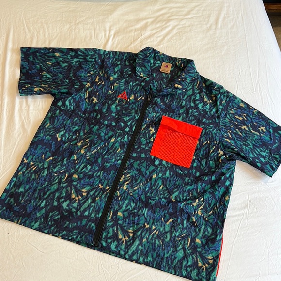 Nike ACG All Over Print Zip Shirt - Picture 2 of 5